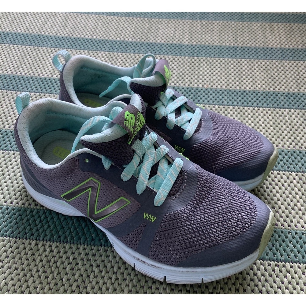 New Balance WX715GG1 Women's 7 Gray Mint Green Training Running Sneakers Shoes